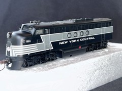 HO Bachmann #60120 Diesel Locomotive New York Central DCC