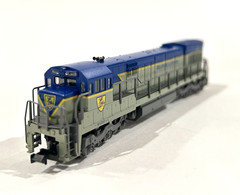N-Scale KATO 176-175 Delaware & Hudson D&H GE U30C Diesel Locomotive #711 NEW