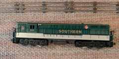 Lionel 6-18301 O Gauge Southern Fairbanks Morse Trainmaster Diesel Locomotive LN