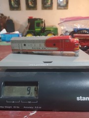 HO Scale Trains: Santa Fe #337, Vintage Metal Shell, Unknown Brand
