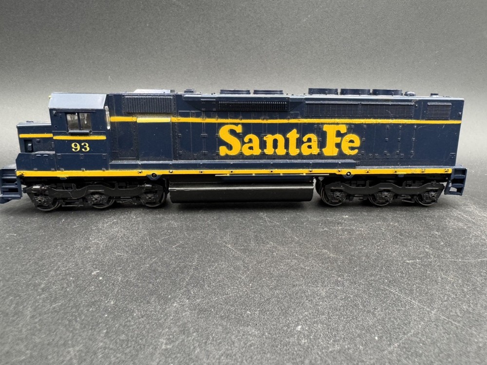 Athearn HO Santa Fe #93 SD40 Diesel Locomotive Tested Runs