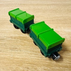 Green Flat Freight Cars Thomas & Friends Take N Play Along Diecast Push Trains