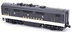 Bowser 24593 HO Scale EMD F7B Diesel Southern Railway 6164 – DC (Tuxedo Scheme)
