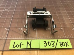 American Flyer S Train 303 Locomotive Engine PILOT TRUCK CROSSHEAD PART LOT N