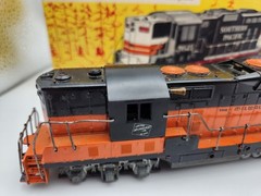 Athearn Freight Series GP-9 Milwaukee HI-F HO Scale Diesel Kit “Untested “