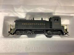 Walthers Mainline #910-10672 HO scale “PRR” SW7 (phase2) DCC ready Rd.#9368