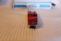 HO ScaleModel Power, Alco FA-2 Diesel Locomotive, Santa Fe War Bonnet Red #1032