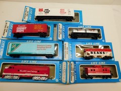 Life-Like HO Scale Campbell’s Soup Themes Train Set- Engine & 6 Cars – Tested