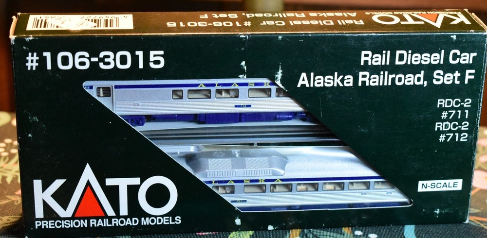 N Scale KATO 106-3015 Alaska Railroad RDC Rail Diesel Cat Set #711/712 EX BUDD
