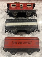 Vintage O GAUGE MARX 6 inch TIN LITHO Set of 3 TIN CARS. 1940’s