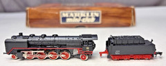 Marklin Z 8827 DB 2-8-2 BR 41 220 Steam Loco 5-pole & Tender (tested) in box