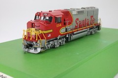 Overland Models / OMI 5364 ATSF GP60M Warbonnet HO Scale