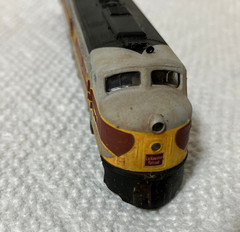 Life-Like N scale Lackawanna #817 EMD E8 Diesel Locomotive 7185