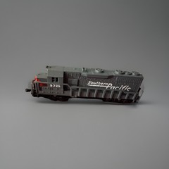 Southern Pacific Locomotive # 9725 Model Train No 418 High Speed N Scale w Box