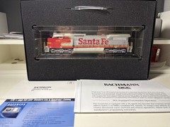 Bachmann Spectrum DCC 83503 HO Scale 8-40CW Locomotive Santa Fe #808