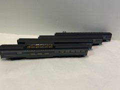 Rivarossi R5470 Steam Locomotive Union Pacific #843 Bonus 4 Rivarossi Cars