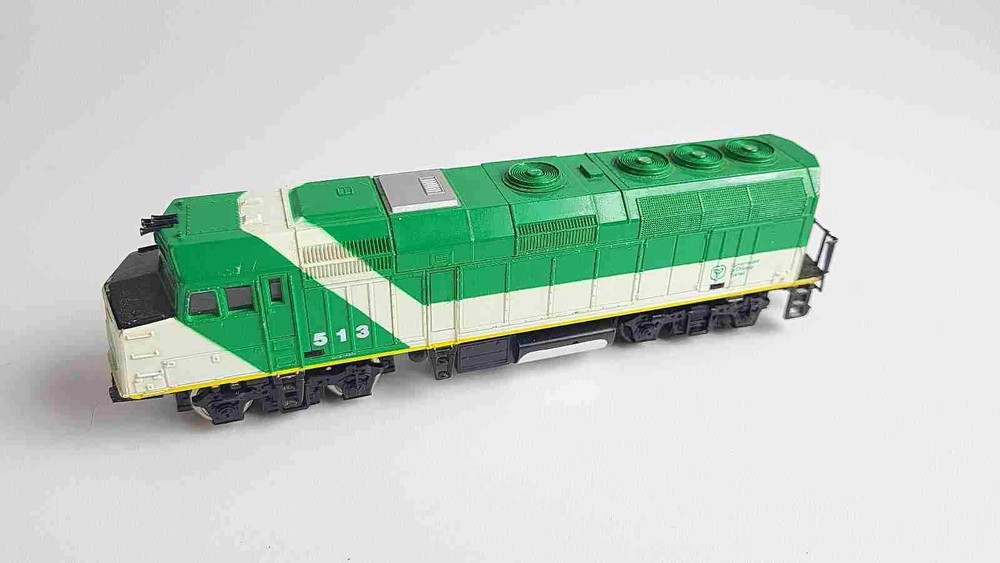 HO Scale Locomotive – Government of Ontario 513 Hong Kong Vintage