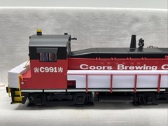 Lionel 2133580 O Gauge Coors SW8 Diesel Engine #C991 with LEGACY NIB
