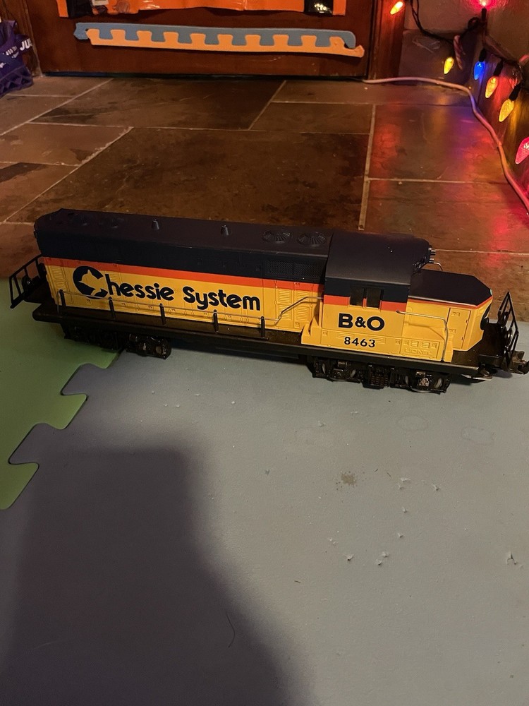Lionel O Gauge 6-8463 Chessie System B&O GP-20 Diesel Locomotive EX Working