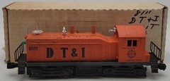 Lionel 6-8111 O Gauge DT&I NW-2 Switcher Diesel Locomotive/Box