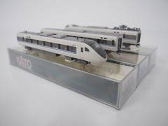 KATO Precision Railroad Models Japan: 681 SERIES E.C. “THUNDERBIRD” 10-346