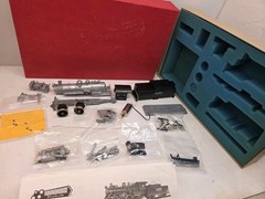 Roundhouse Santa Fe 4-4-2 Locomotive Kit
