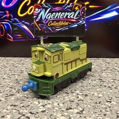 Learning Curve Chuggington Diecast Brewster Green Diesel Train Engine 2730Q01
