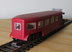 Marklin 3124 HO gauge Micheline Type 11 railcar in red livery