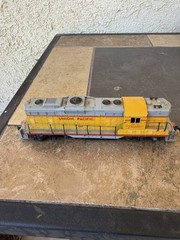 🚂 Vintage Athearn HO Scale Union Pacific EMD GP9 Diesel Locomotive! 🚂 Works!