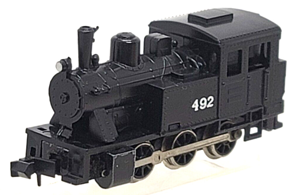 N Life-Like 7521 0-6-0 Switcher Locomotive #492 (Tested) rapido couplers