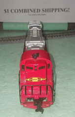 HO SCALE POWERED ALCO 630 DIESEL LOCOMOTIVE;SANTA FE Hu0715-4