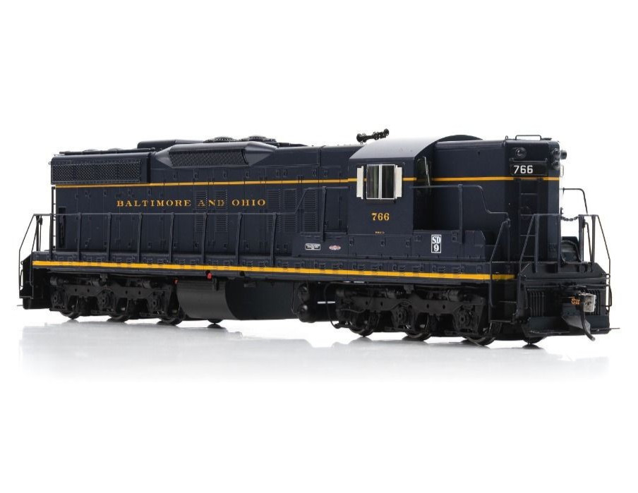 Rapido ~ HO Scale ~ Baltimore & Ohio ~ SD9 #769 ~ DCC & Sound ~ 050616
