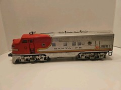 Vintage Lionel 2343P Santa Fe Diesel Locomotive 2333-20 “Tested-Runs See Notes”