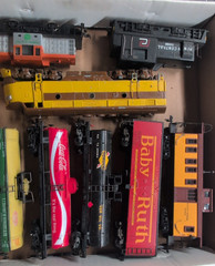 HO Athearn Union Pacific EMD F9 diesel loco #8001 + 2 switchers+ 5 rolling stock