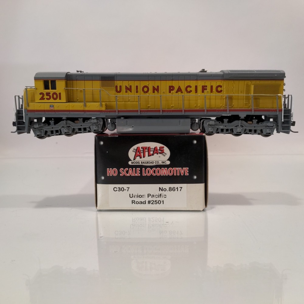 HO Atlas 8618 Union Pacific GE C30-7 Diesel Engine Locomotive 2515