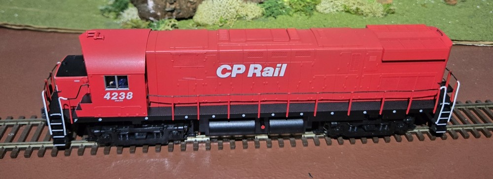 Atlas HO Scale CP Rail C424 #4238 DC