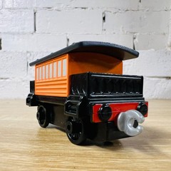 Henrietta – Thomas the Tank & Friends Adventures Diecast Push Along Metal Trains