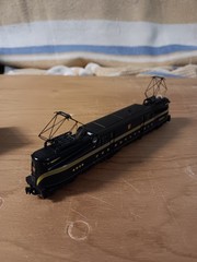 KATO N Scale GG1 PRR #4935 Electric Locomotive DC Analog 137-2001