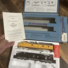 Life-Like “Proto 2000” 21089 – E7A Locomotive – Union Pacific #989 – HO Scale