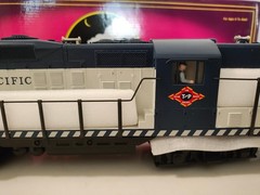MTH 20-2174-1 Texas & Pacific T&P GP-9, Untested, AS IS