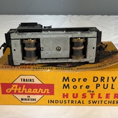 Athearn HO hustler industrial switcher 199-4:95 Cab #56 With Original Box