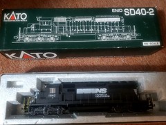 HO Kato 37-2710 NORFOLK SOUTHERN #1642 EMD SD40-2 DCC Assembled