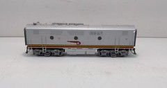 Stewart 8015 HO Santa Fe F3B Phase I Unpowered Diesel Locomotive NIB