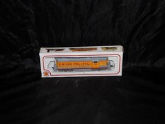 Bachmann HO Scale Union Pacific Diesel Locomotive GP18 Model Railroad Train