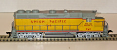 KATO 37-04F HO Scale Union Pacific EMD GP35 Phase 1b Diesel Engine #749