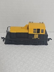 HO Scale Bachmann AT&SF MDT Plymouth Diesel Switcher #32