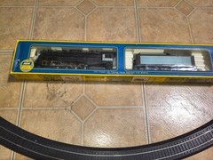 AHM/RIVAROSSI 2-8-4 BERKSHIRE AMERICAN RAILROAD STEAM LOCOMOTIVE HO SCALE