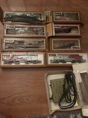 Tyco Santa Fe Toy Train Locomotive Lot