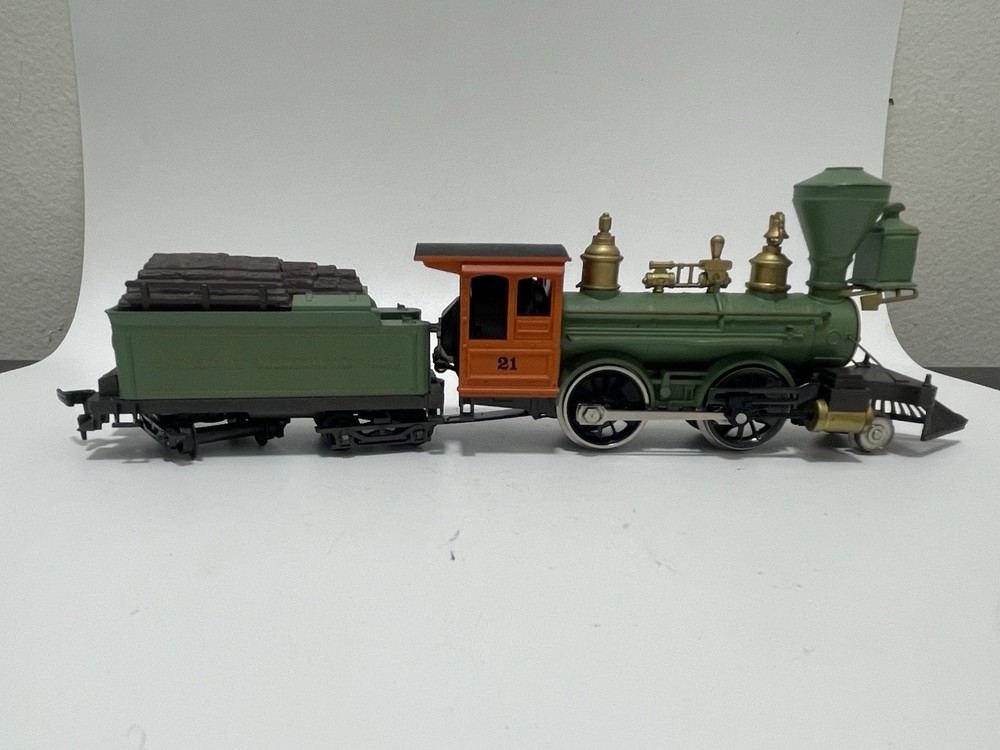 AHM/Rivarossi HO Scale 2-4-0 Bowker steam locomotive and tender Untested