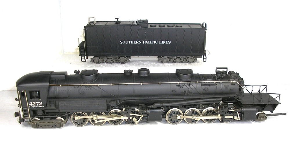 Vintage Rivarossi HO 4-8-8-2 AC-12 Cab Forward SP 4272, Runs, EX